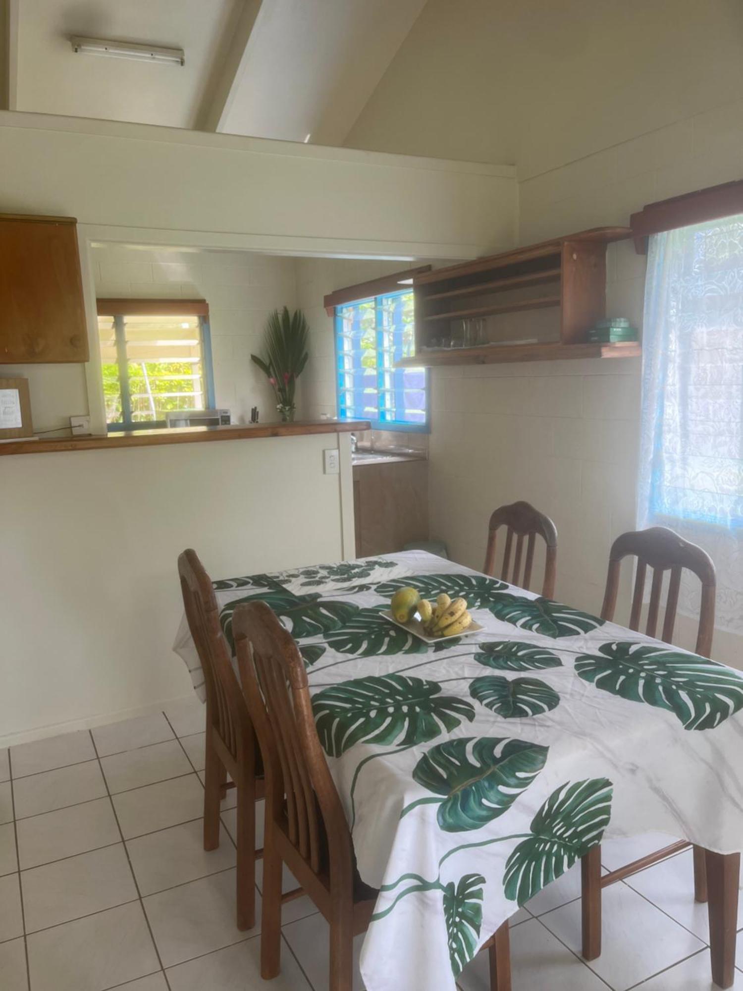 Sharnytas Guesthouse Air Conditioned Avarua Luaran gambar